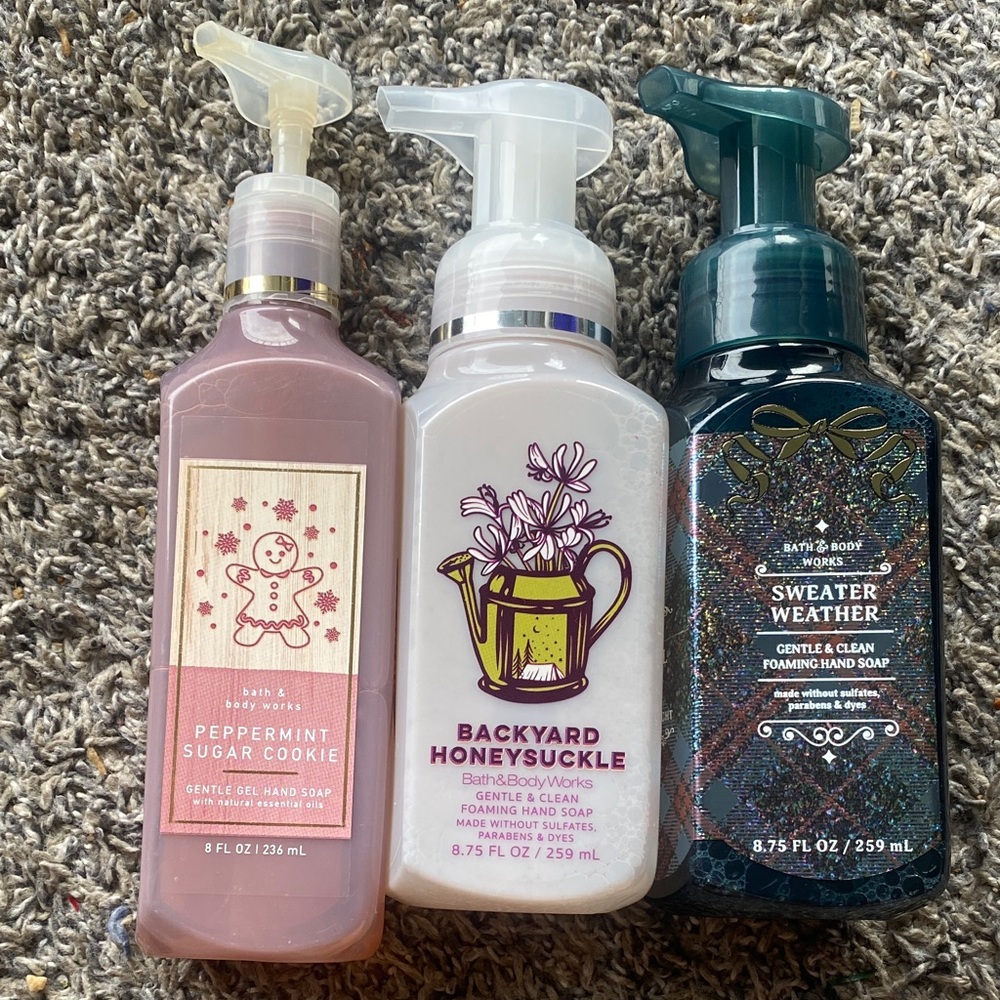 Bath & Body Works Hand Soap Bundle - Picture 2 of 4
